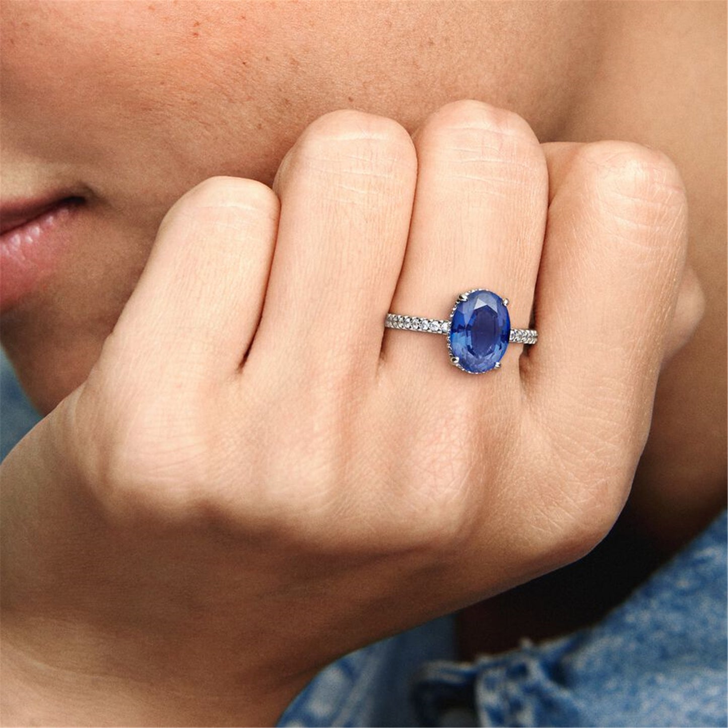 S925 Sterling Silver Sparkling Statement Halo Ring