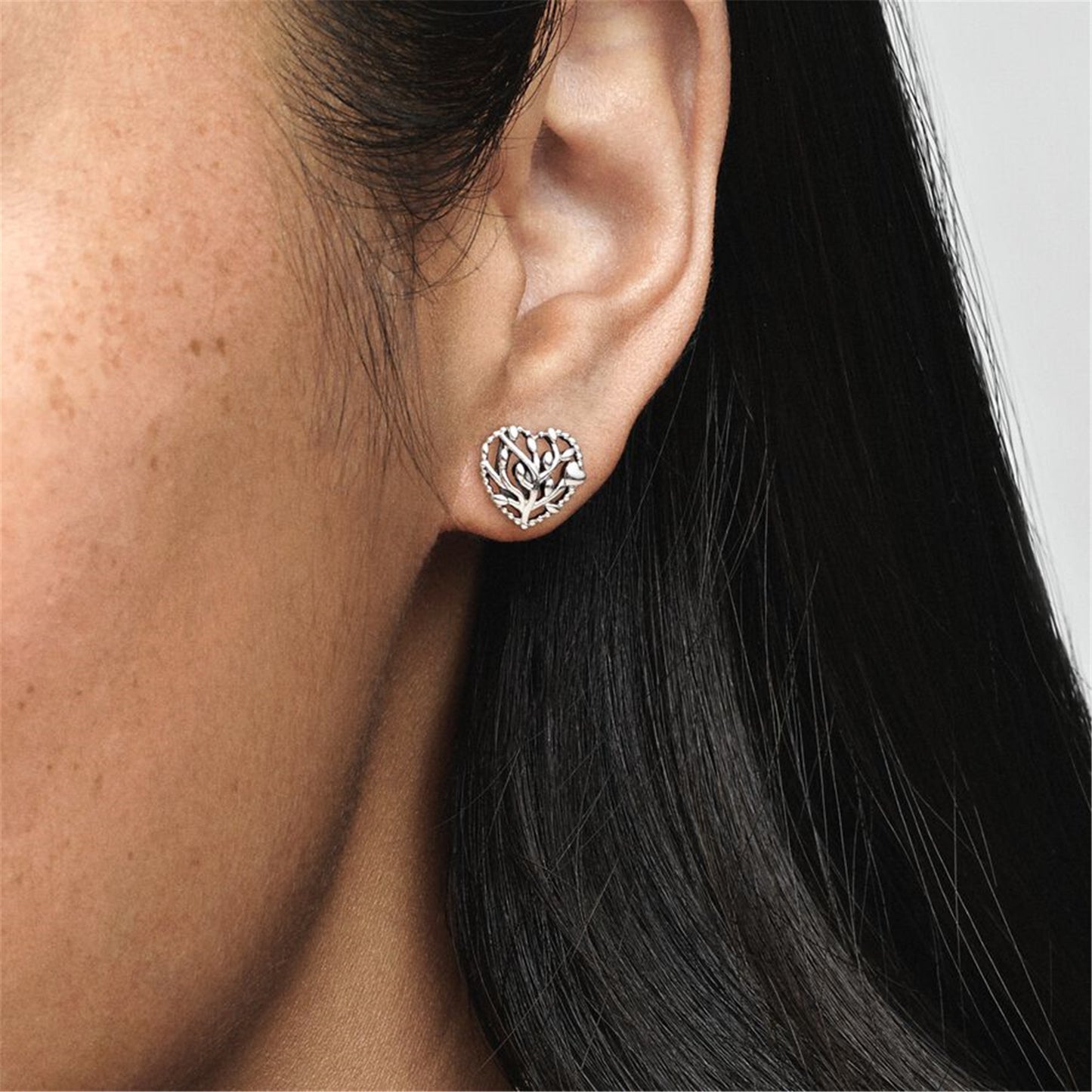 S925 Sterling Silver Family Tree Heart Stud Earrings