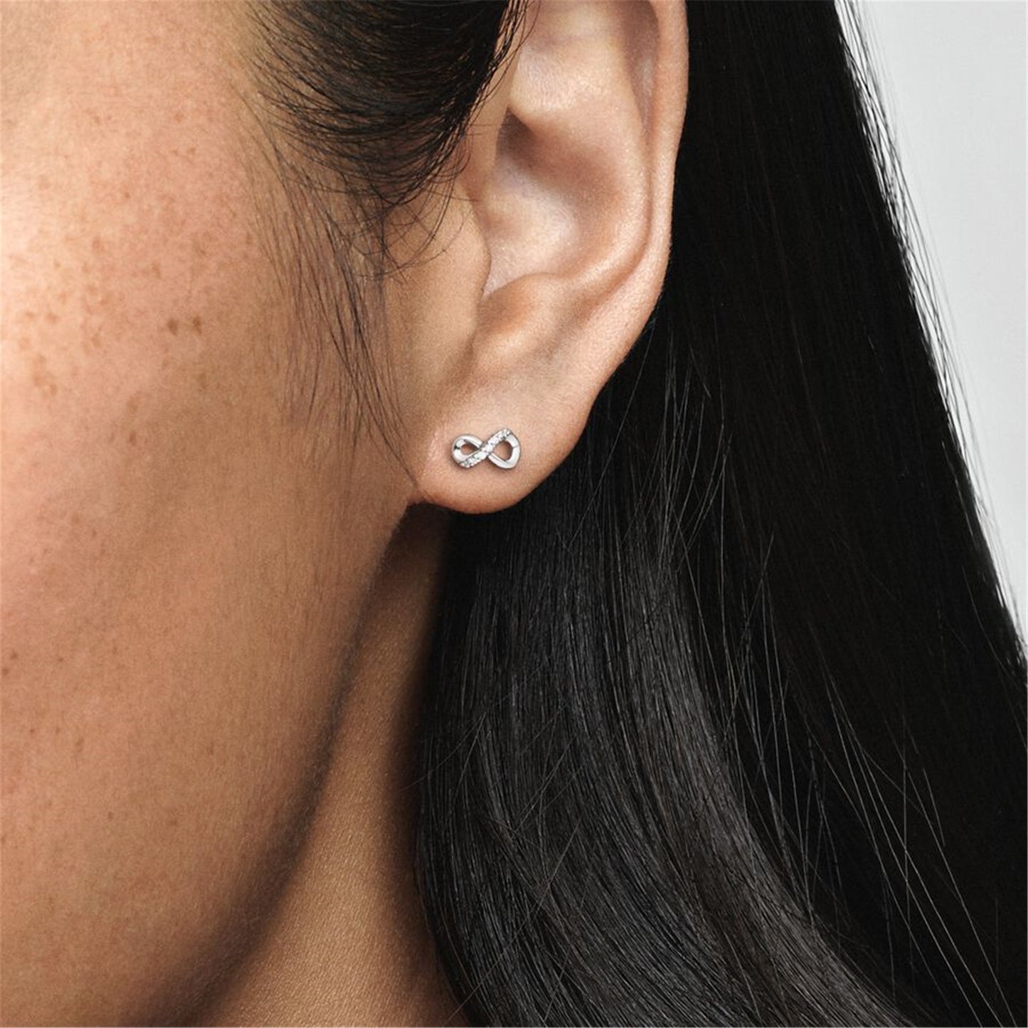 S925 Sterling Silver Sparkling Infinity Stud Earrings