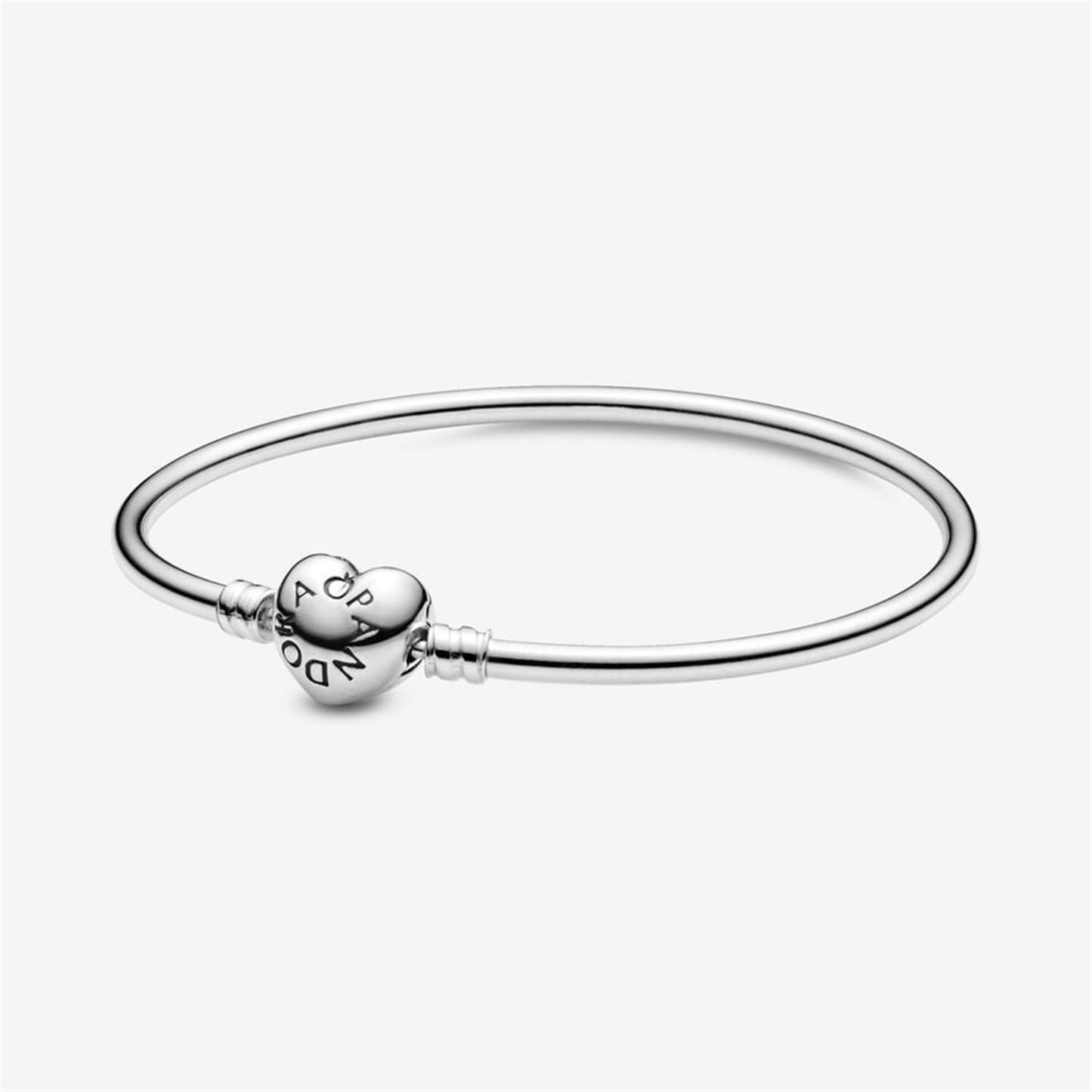 S925 sterling silver Moments Heart Clasp Bangle
