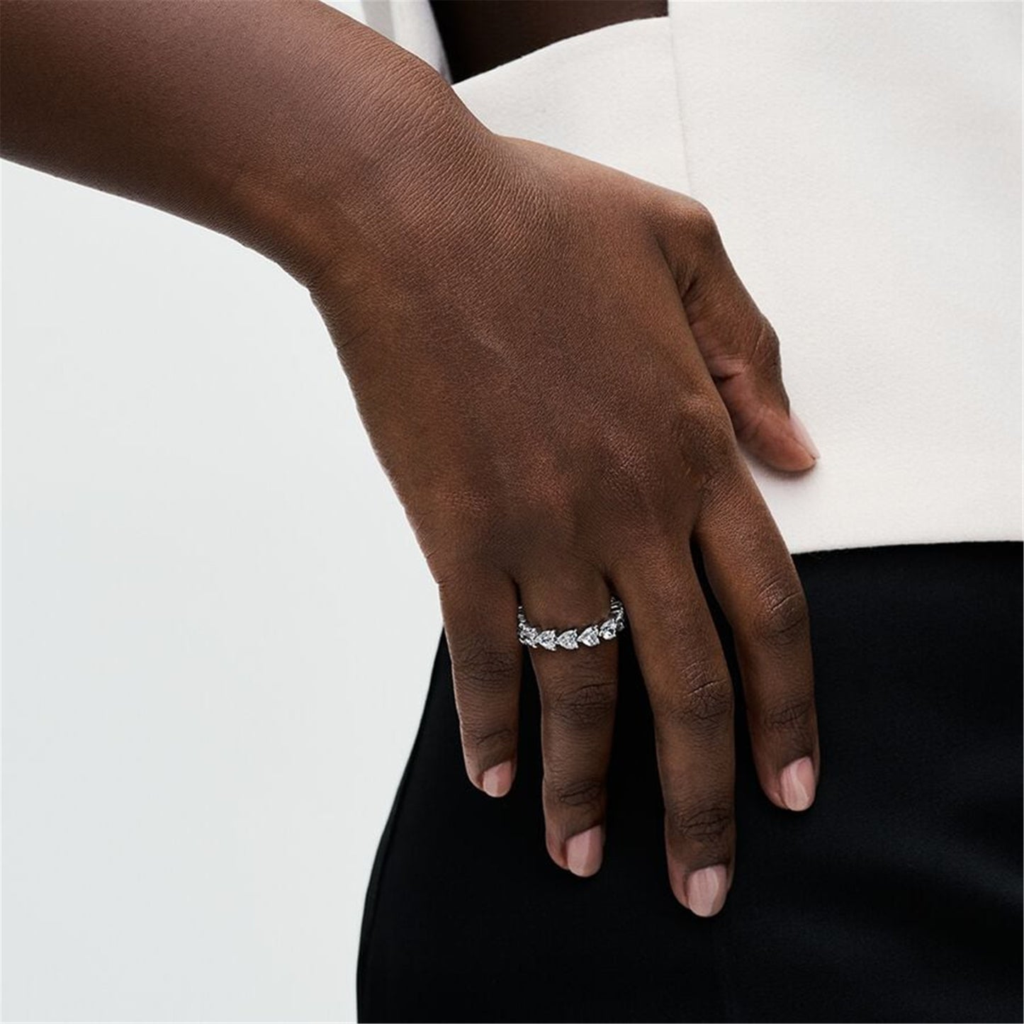 S925 Sterling Silver Row of Hearts Eternity Ring