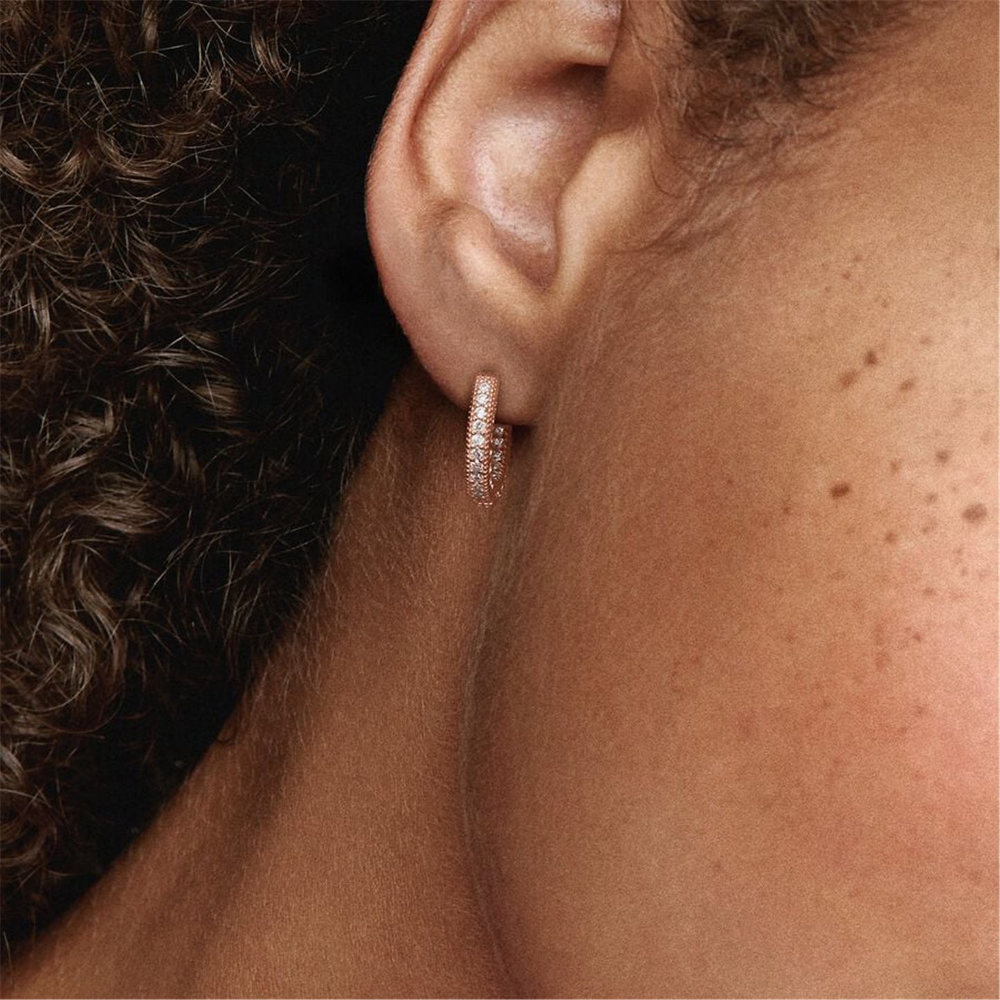 S925 Sterling Silver Pavé Heart Hoop Earrings